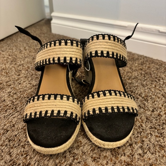 Unworn espadrille wedges - Picture 2 of 7